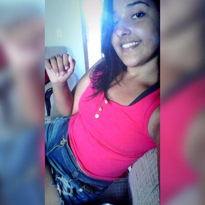 - α мεиιιиα qυε αs vεzεs υsα sαlτσ αlτσ...α мυlhεя qυε bяιιиcα dε bσиεcα ✌