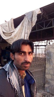 ImranNa95's profile picture. 