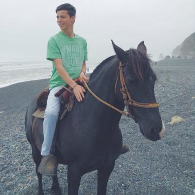 carloss_vng's profile picture. Carlos | 19 years young | Estudiante de Medicina de la Universidad Mayor |