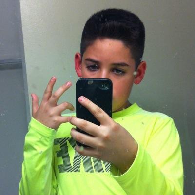 Mark09400999's profile picture. 