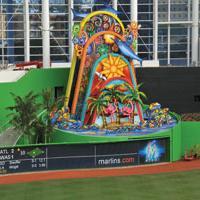 I'm Paul. I blog about the Marlins, bitch about my life, regularly donate $ to #Vegas. #Marlins #MLB. I own Bruno Magli's. #PLL owns me. #NoHomo #NoHomophobe