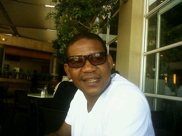 Husband. Father to Polelo & Ukona & LangaleNkosi. Souldout to JESUS