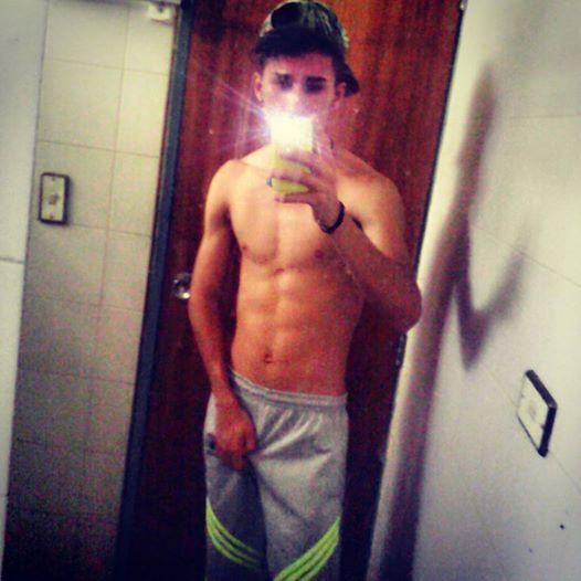 me sique  y te sigo