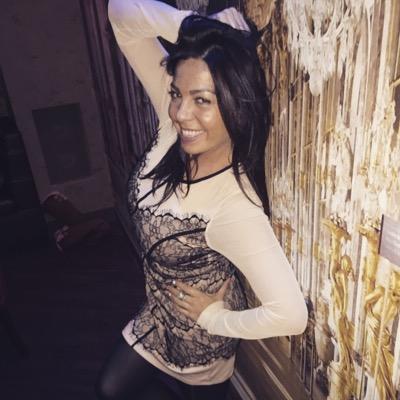 VivaVictoriaus's profile picture. Smile..its addicting :) 
instragram: viciousviva