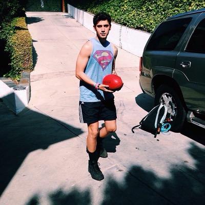 JamesYammouni is daddy af