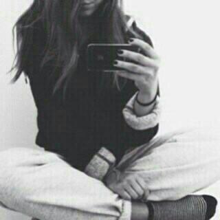 72ee0a550db8412's profile picture. 