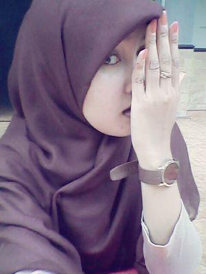 AmeliaKikiRizqi's profile picture. kejujuran memang menyakitkan.. namun akan indah saat kita lakukan dengan baik..