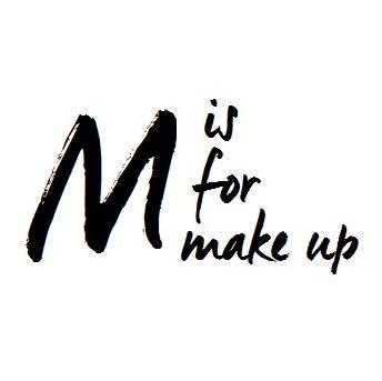 Me llamo Claudia, estudio publicidad y el maquillaje es mi gran hobby. Sígueme en http://t.co/1YP6suCf7G :)