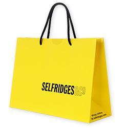 I am on a mission to get as many Selfies of you and your Selfridges bags from all over the world.