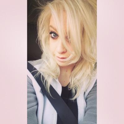 -Super blonde hair, pretty blue eyes, cute-corkey laugh, sweetest thing on two feet and I jussssst love to make people smile. :]