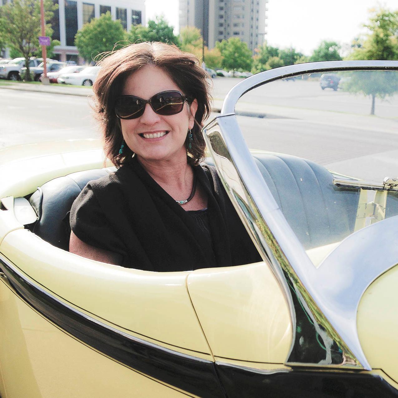 Mother of three, lover of travel and selling Springfield, MO as the perfect group destination. Springfield Convention & Visitors Bureau