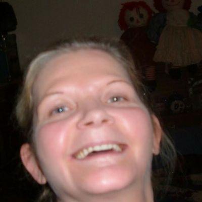 kimmikat0615's profile picture. 