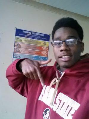 Young nigga out here trynna make something out of nothing!!!!!