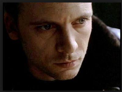 Give me back my broken light, my mirrored room, my secret life. It's lonely here. There's no one left to torture. // {RP 21+} #Terminator #eXistenZ #BPRP