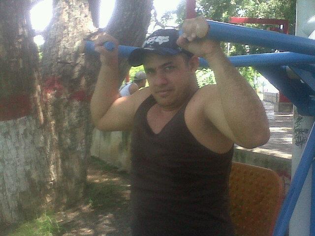 Danialbino29's profile picture. 