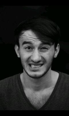 DerIntegration's profile picture. Ich lebe, du lebst, er/sie/es lebt, wir leben, ihr lebt, sie leben.