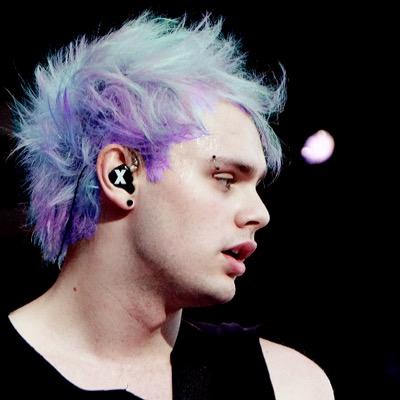 But, my God, it's so beautiful when the boy smiles ☻