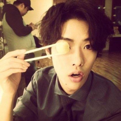 [92.3.18] (CROSSGENE) 안녕하세요! 테라다타쿠야 ' 봇 ' 입니다 / User is Korean. / Takuya' BOT ' / I'm not real Takuya / (12.5.26~ing) /