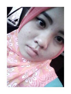 insta :rosmaaaafini              enganged