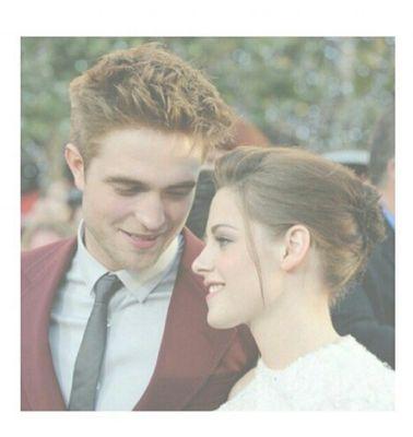 «Encuentro en los libros lo que en las personas no veo»  Lectora compulsiva  |♡Robsten♡| |Joshifer| |Fourtris|  B∞ks❤  |R❤ck|