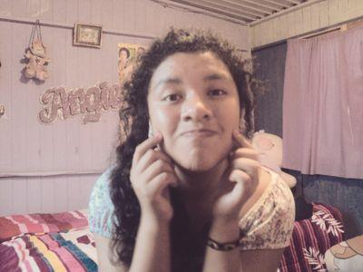 soy una chica alegre , amigable y sociable =)