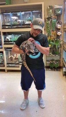 Im 25 I love my family. I'm a huge snake enthusiast, and I currently work as a driver for waste connections