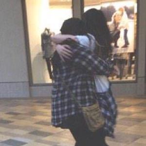 internet friends are better then real friends anyway, dm us your pictures!