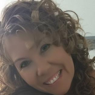 Happy, Romantic to a fault, Love music, food/cooking, traveling, and boating....Love my family~~ I feel extremely Blessed!