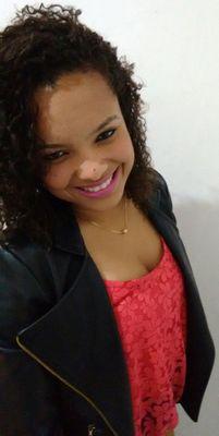 Pequena do meu grandão, complicada e perfeitinha. Mulher em corpo de menina