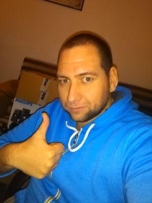 Técnico Informático & webmaster. i love hardcore music -Dj & Producer.  Almeria,spain