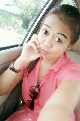 girls # wahyu family's # A. Agung Gede Donny # instagram : veronikatutut