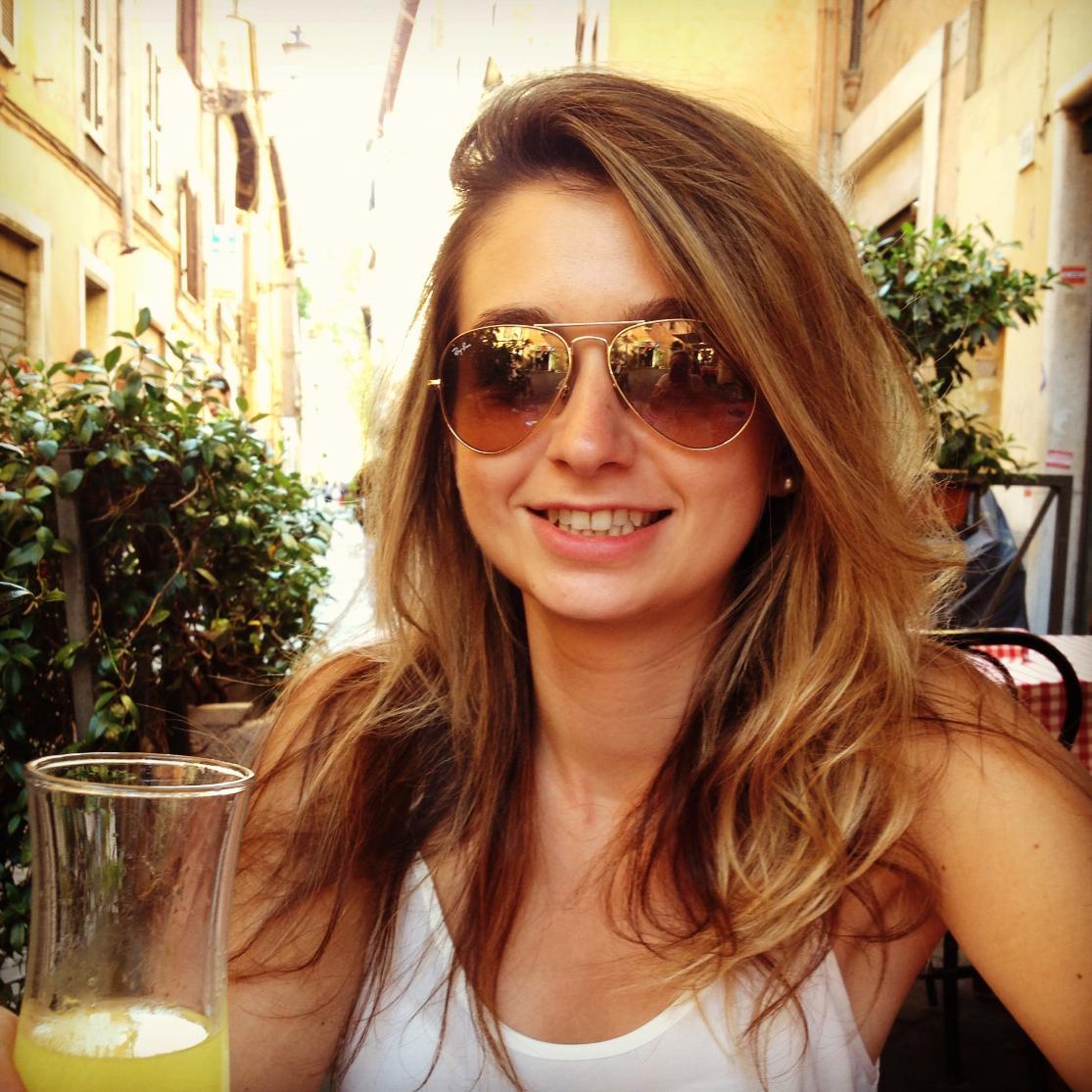 loullabell's profile picture. 26, London, BSc, MSc, currently working in biomedical science and trying to branch in to the world of medcomms :)