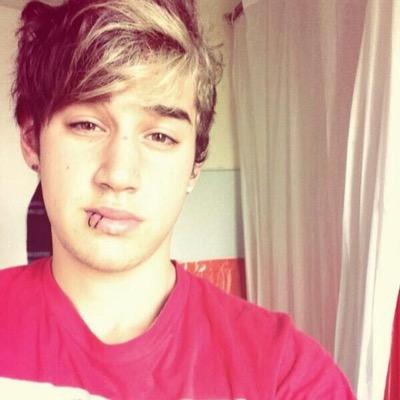 please follow me luke brooks i love you
