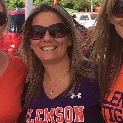 Mom of two awesome kids, sixth grade social studies teacher, HUGE Clemson football fan!