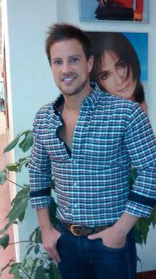 soñadora amiga de sus amigos y con mucho amor para dar le doy gracias a dios por lo que tengo fans d  alvarogervilla me sigue dsd 02-04-13 y william levy