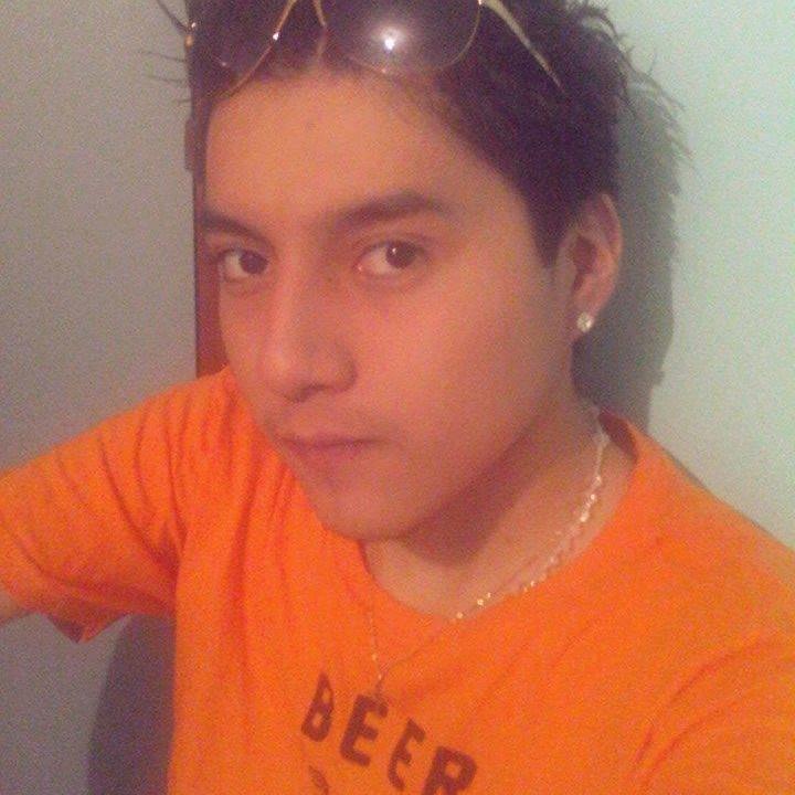 Emmanuelbahena8's profile picture. 