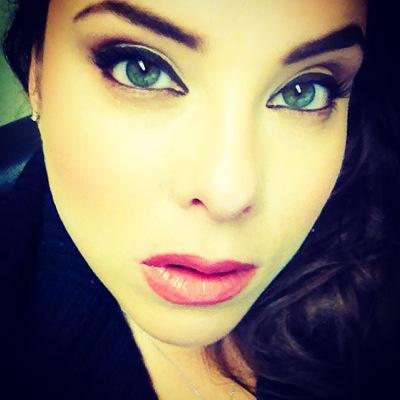 IT Admin. Tech nerd. Lover of the Arts. Forever curious. It's the small things that count.