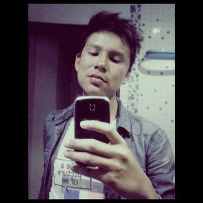 diegoag09's profile picture. la vida es corta pa gastarla en bobadas como enamorarse de alguien que no vale la pena