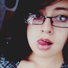 5sosFAM||Criauturita Marvada||Cantante|| Actualmente vivo en Colombia