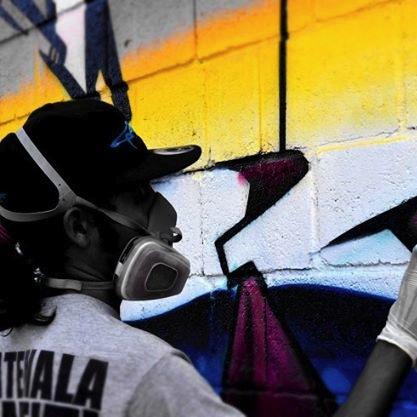 Humano/Graffitero/DiseñadorGrafico/DeLosPocosQueCreenQueEstoPuedeCAMBIAR!!GuategraffyEksCrewRepresent