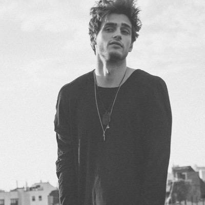 7niinNonah's profile picture. 