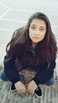 16. Mi niñaa! ♡ @nayaradr98                                 Sevilla