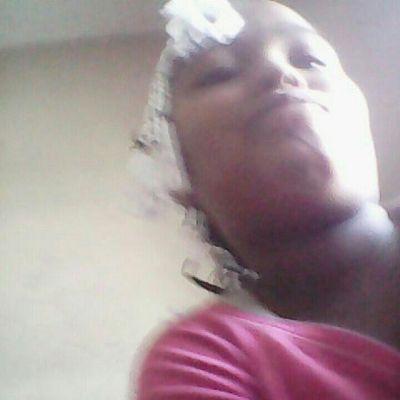 tacaragriffin9's profile picture. 