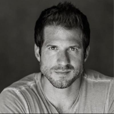 Celebrity Fitness Trainer, Fitness Director and spokesperson @OYOFitness and tv host of @asseenontv https://t.co/CYA2lFv999 taclight, Functional Medicine PHD