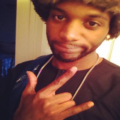 ⌚️Coach 📱Entrepreneur 💻Networker 📷 Freelancer 👻 Ssjayycarterr 📍 Toronto, CA 🇨🇦 🔥 All is fair in love and war - unknown.