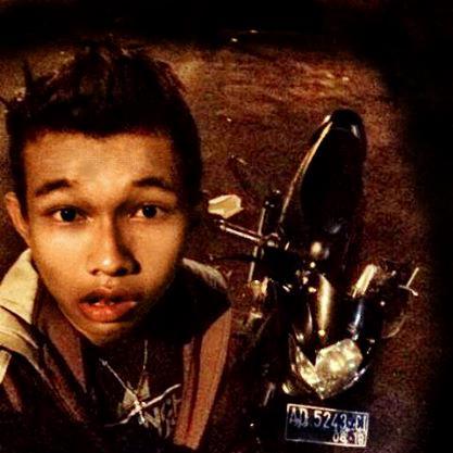 Minus_Gilang's profile picture. Gilang Wahyu N • 090498 Wonogiri • Mantan joki Roke-roke gass poll •  Cikupa Tangerang city