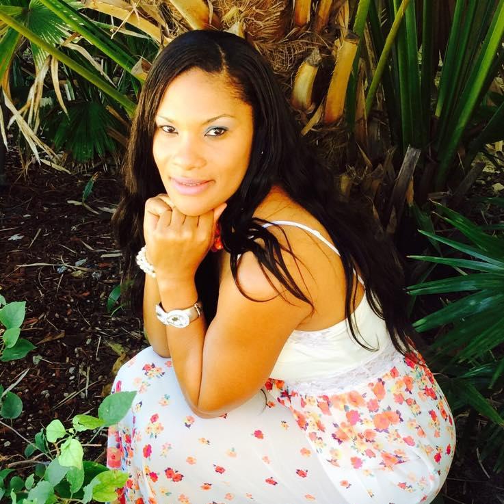 The Queen Within offers inspirational quotes and profound spiritual truth to help transform the lives of woman globally. A healing woman a Healing Nation!!!!