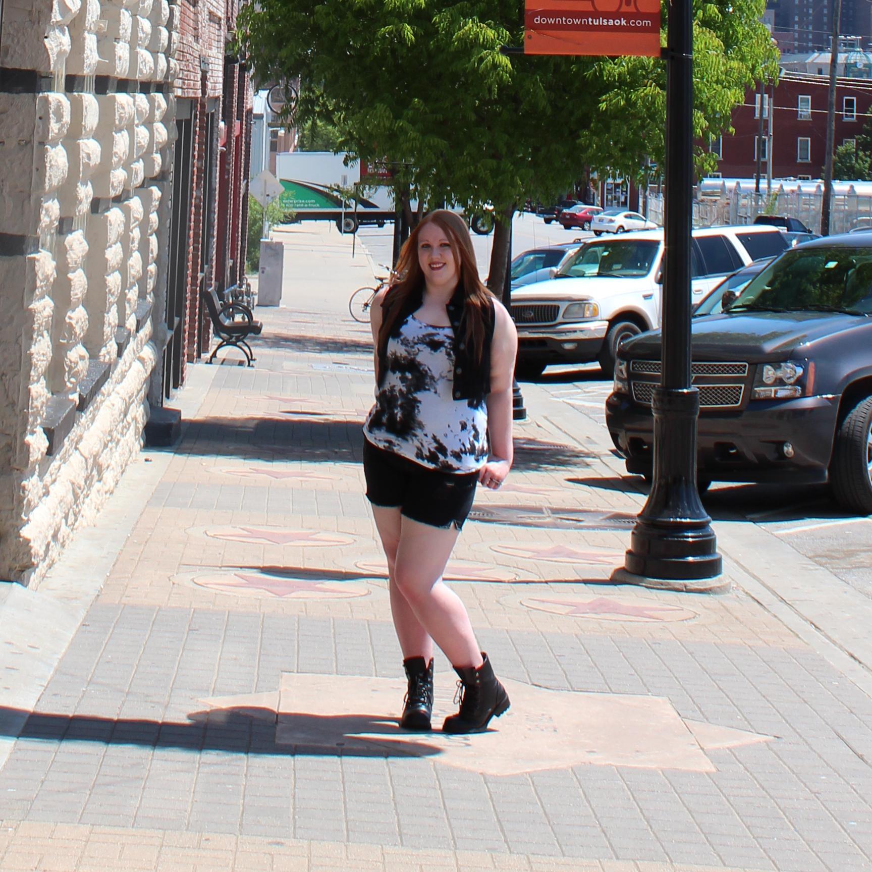 JessieAnnPhoto's profile picture. My name's JessieAnn and I'm a Live Music, Family, Sports, Graduation, Portrait, and everything-in-between Photographer.