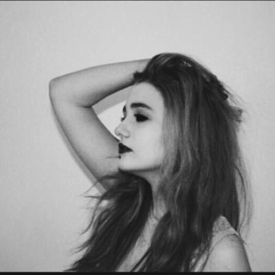 i post the best pics of melanie (so basically every picture ever take of her)