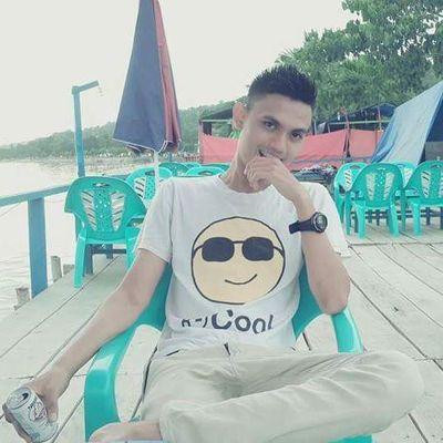 VacIchal158's profile picture. 